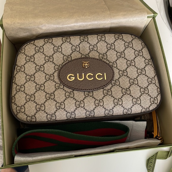 Neo Vintage GG Supreme Messenger Bag  - Authentic - Picture 7 of 10